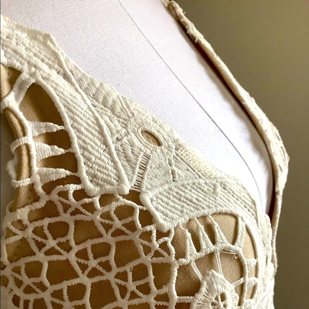 Beautiful White Crochet Lace Dress - Picture 9 of 15